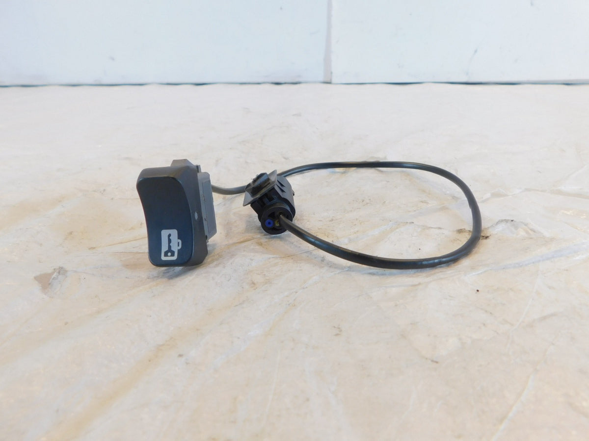 BMW R1200RT R1250RT K52 Unlock Radio Transceiver Box Button Switch - 61317720394 - C3 Cycle