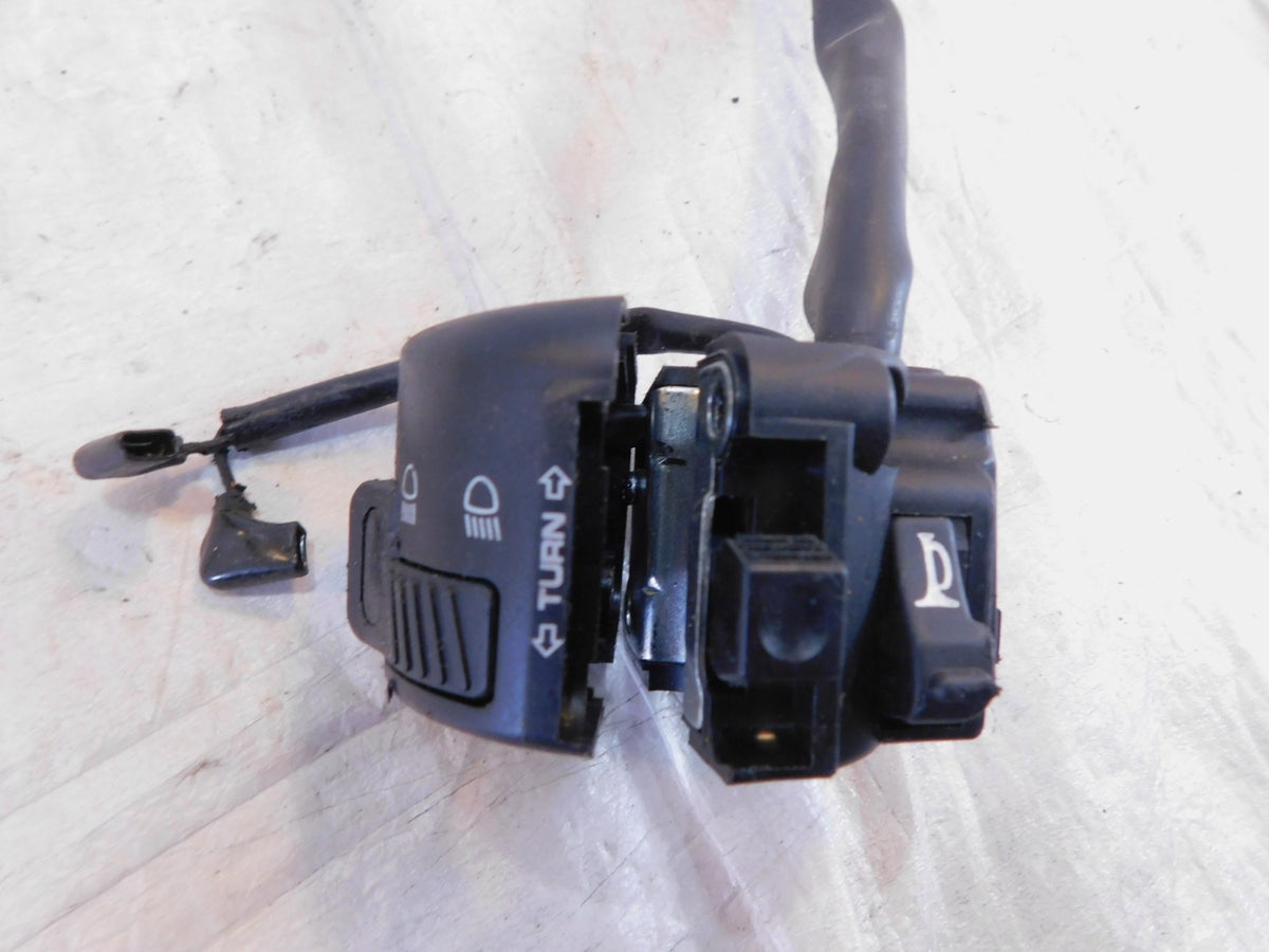 Honda CBR600RR CBR600RA Left Handlebar Control Indicator Horn Signal Switches - C3 Cycle