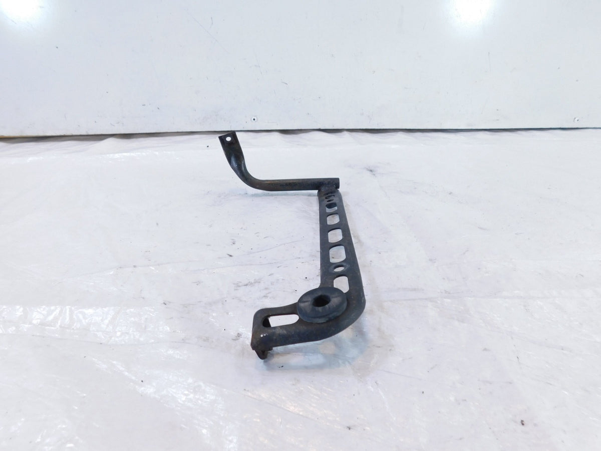 Honda GL1800 Goldwing 1800 Engine Motor Cylinder Head Valve Cover Mount Bracket - C3 Cycle