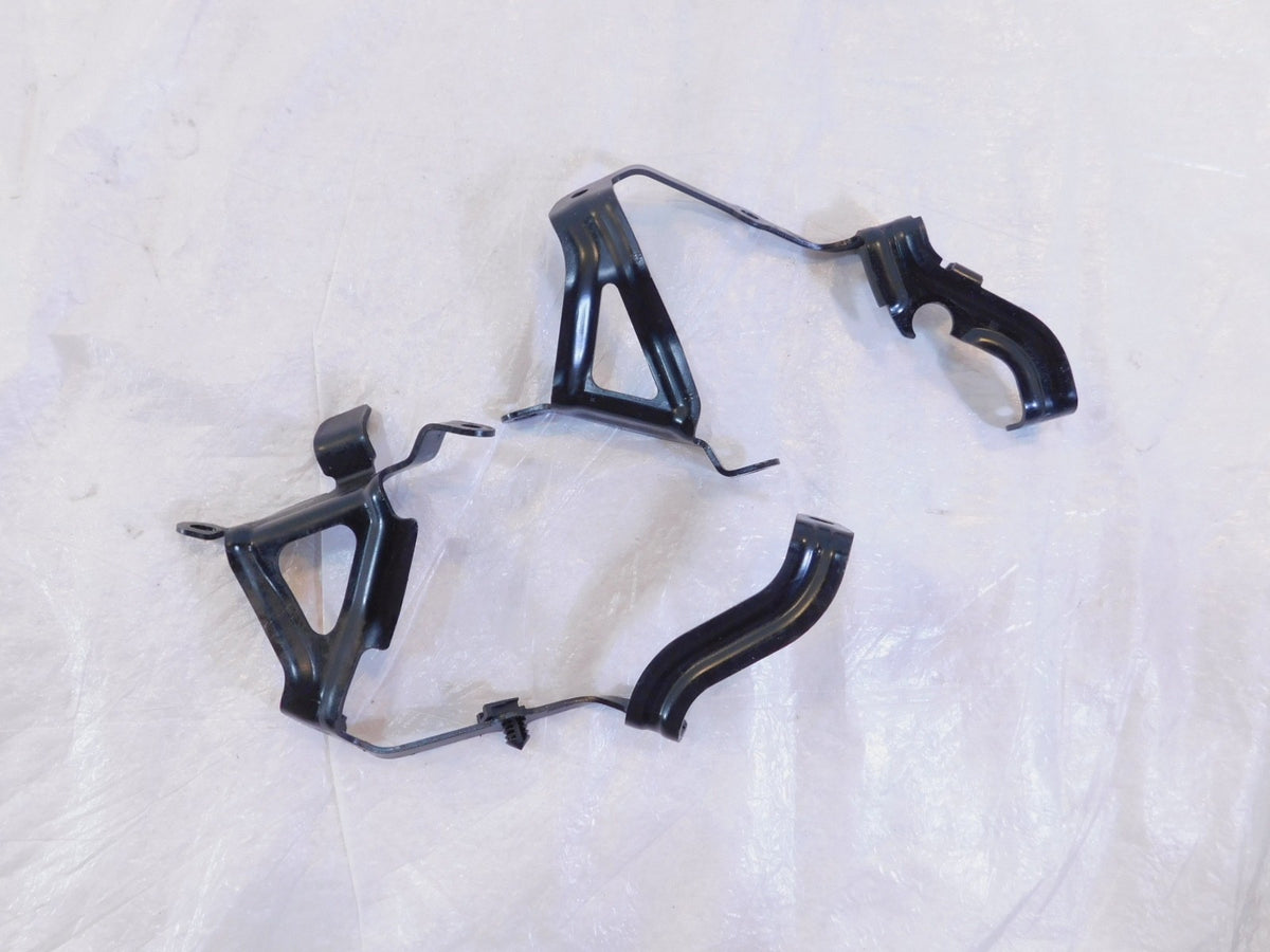 Triumph Street Triple 675 Right & Left Mid Side Covers Cowls Frame Brackets - C3 Cycle