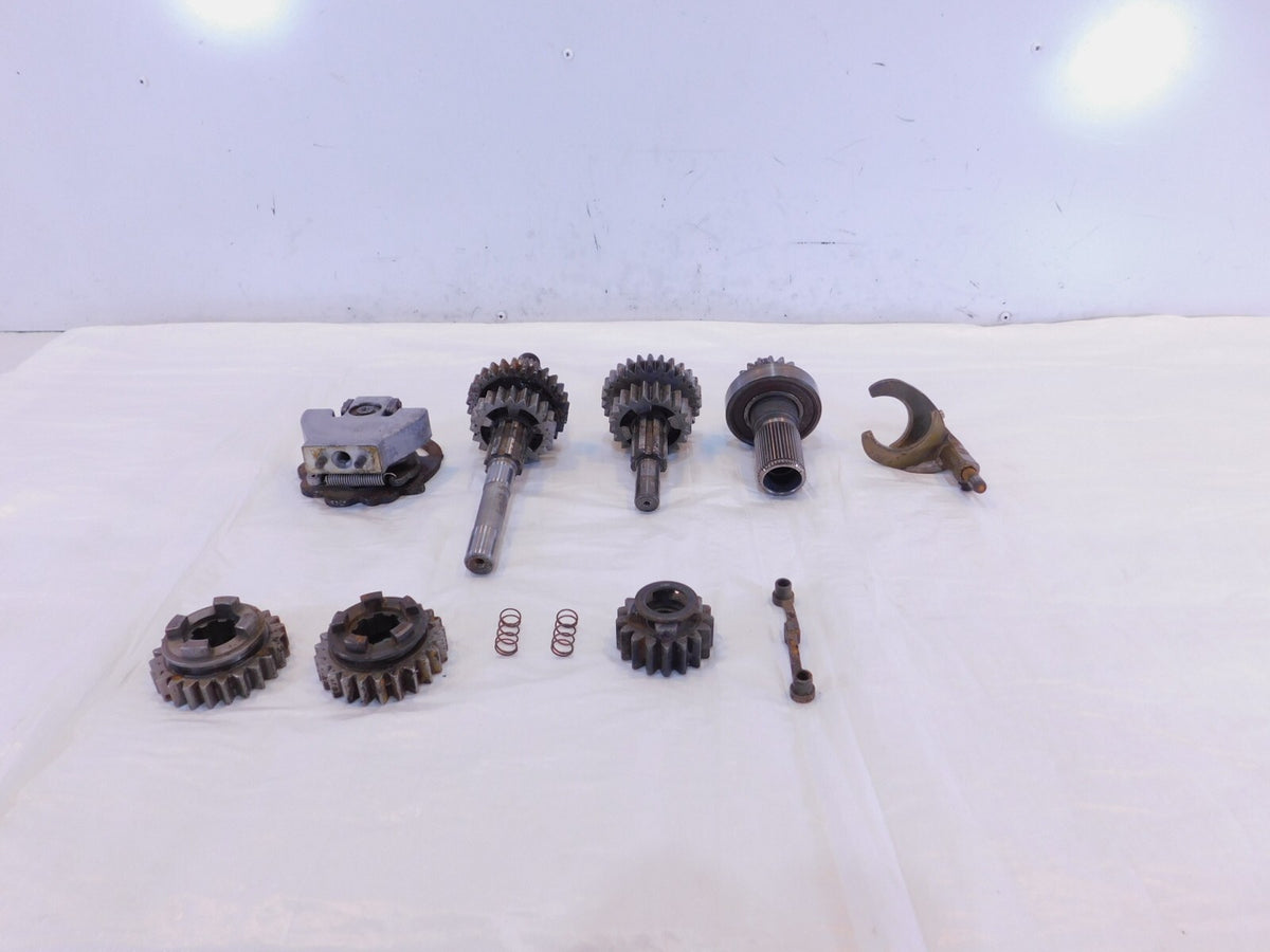 1984 Harley Davidson Sportster XLX Ironhead 1000 4 Speed Transmission -Rusty