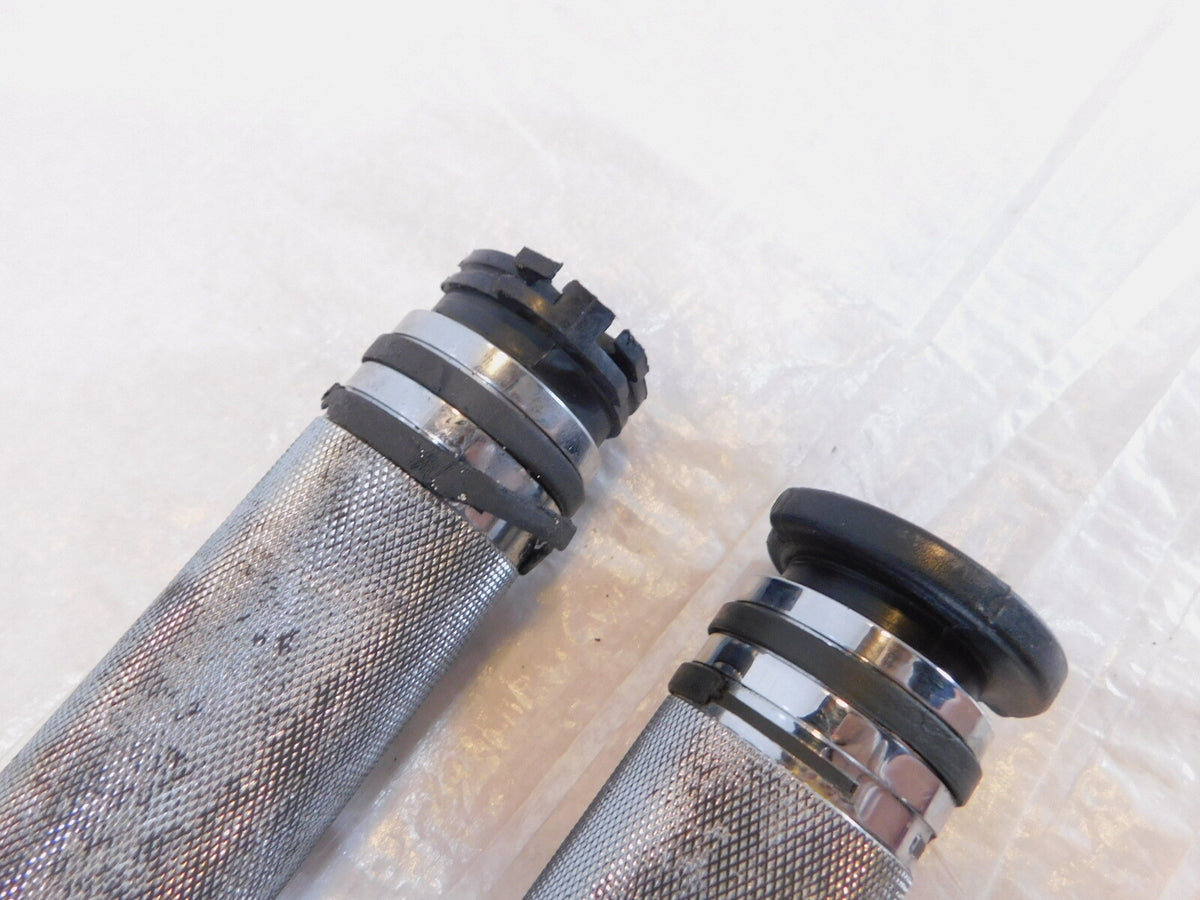 Harley Davidson Dyna Sportster Softail Billet Left & Right Handlebar Hand Grips