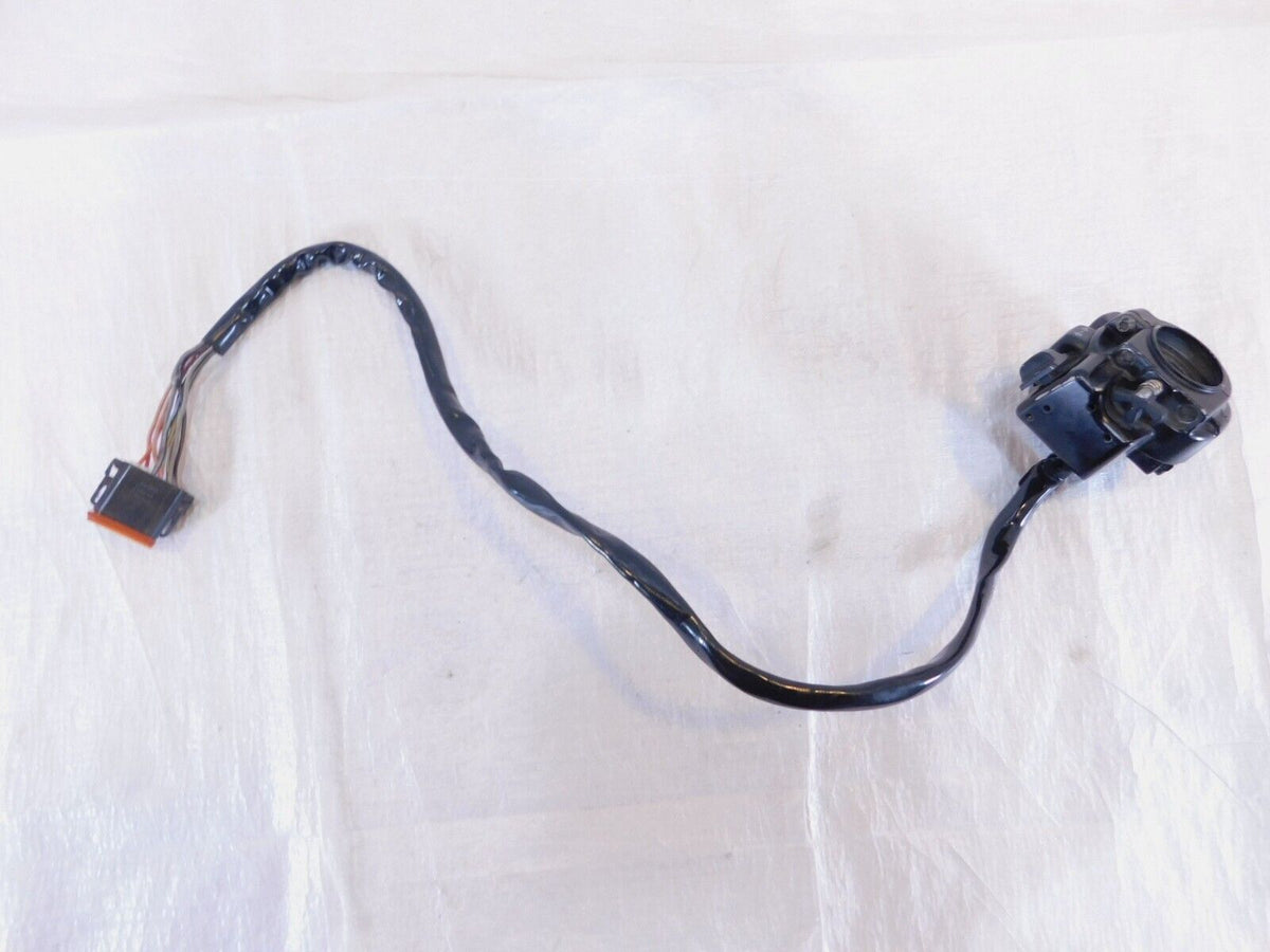 Harley Electra Glide Right Handlebar Engine Stop Start Kill Switches w/ Radio - C3 Cycle