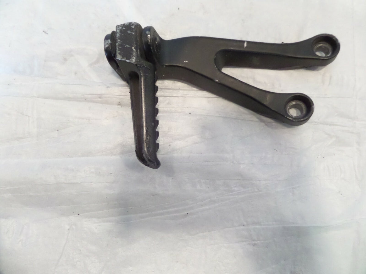 Kawasaki Ninja ZX6R ZX6RR ZX9R OEM Left Rear Passenger Footpeg Footrest Bracket - C3 Cycle