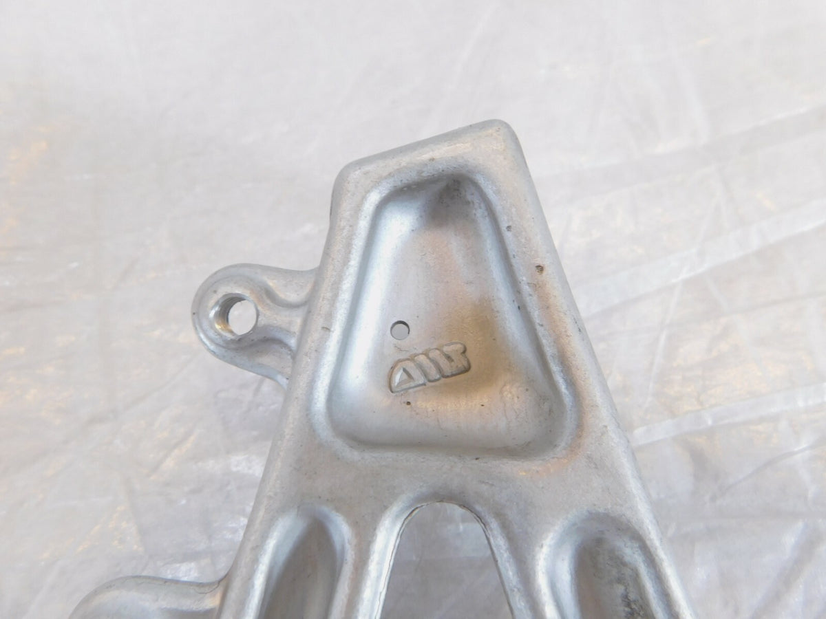 Ducati SuperSport 750 800 900 Front Right Rider Driver Footpeg Bracket Holder - C3 Cycle