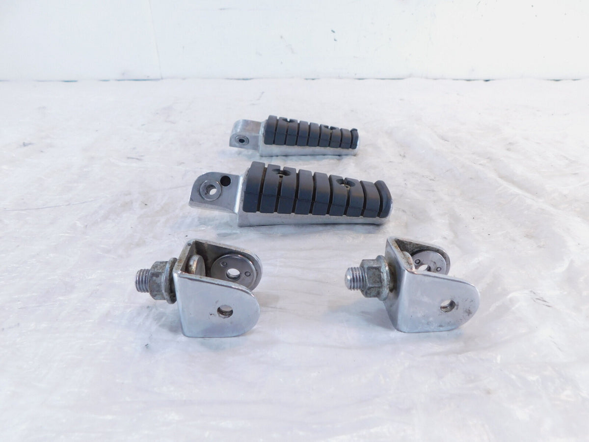 1985-95 Yamaha V-Max VMX 1200 VMX1200 Rear Left/Right Mount Brackets & Footpegs - C3 Cycle