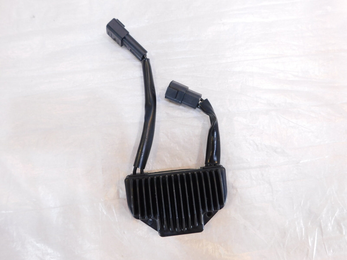 2004 2005 Harley Davidson Dyna Low Rider Super Glide Voltage Regulator Rectifier - C3 Cycle