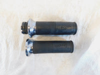 Piaggio Vespa LX S XL 50 125 250 Front Handlebar Right Left Hand Cover Grips - C3 Cycle