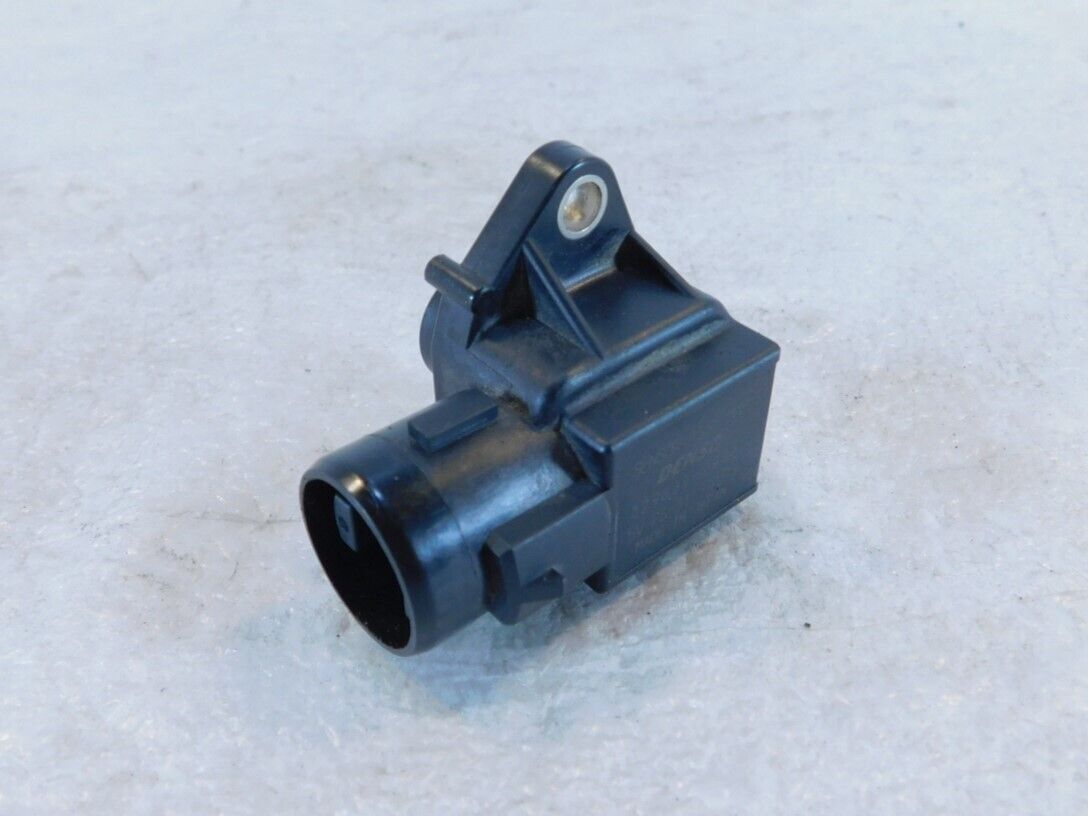 1998-01 Honda Interceptor 800 VFR800 Denso Air Pressure Mass Airflow MAP Sensor - C3 Cycle