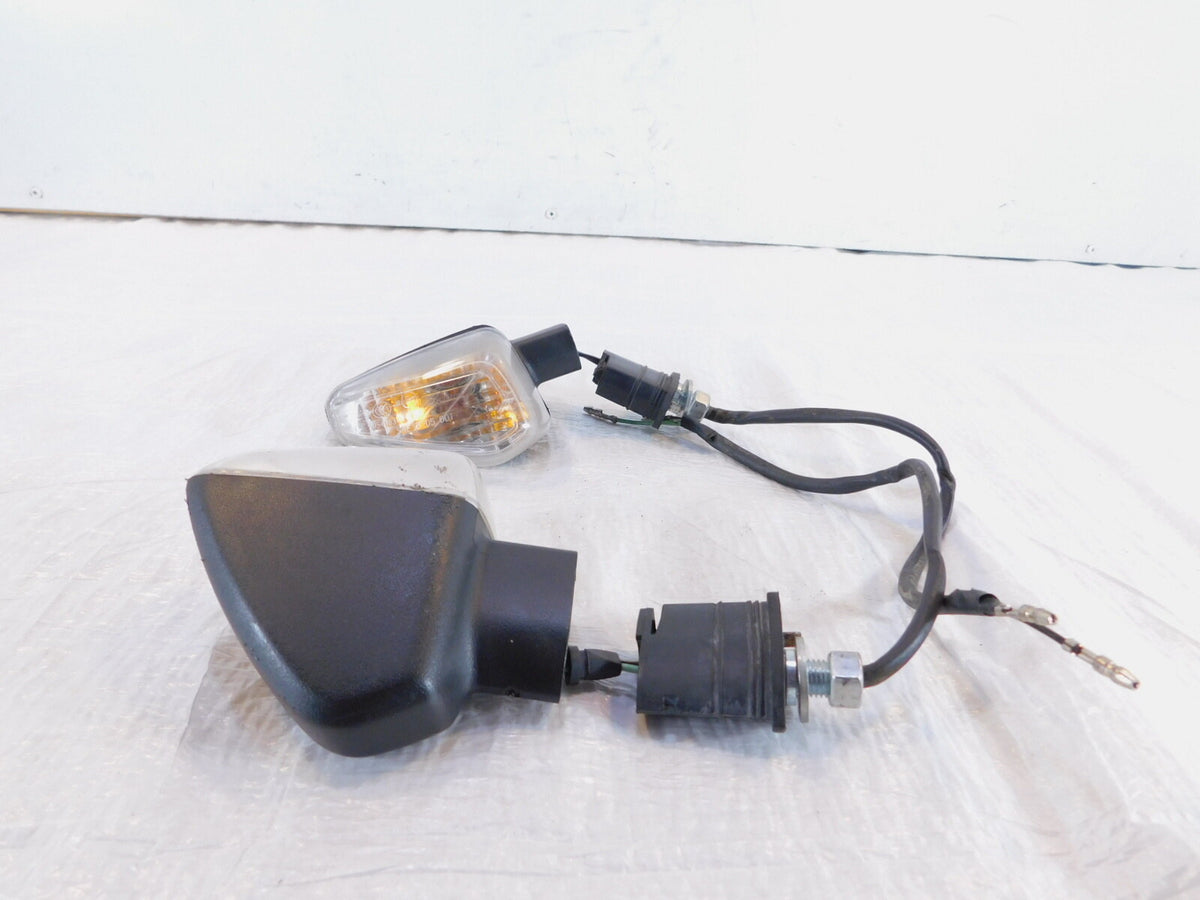 Suzuki GW250 Inazuma 250 L3 L4 L5 L7 Rear Left/Right Indicator Turn Signals - C3 Cycle