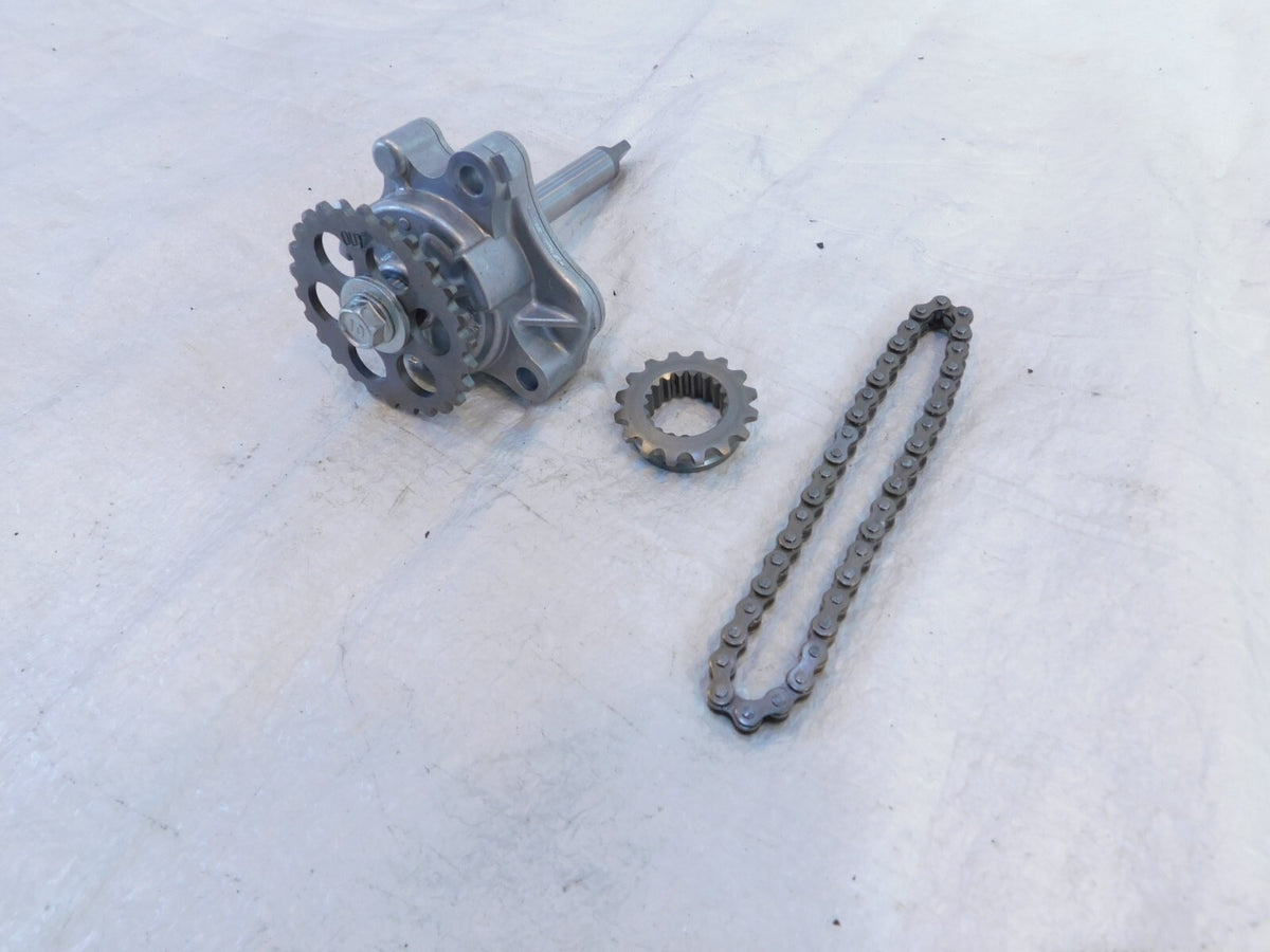 2002 02 Honda FSC600 Silver Wing 600 Engine Motor Oil Pump w/ Chain & Sprocket - C3 Cycle
