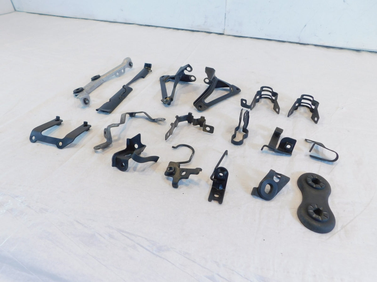 2001 01 Honda GL1800 Goldwing 1800 Miscellaneous Brackets Hardware Parts Box Lot - C3 Cycle