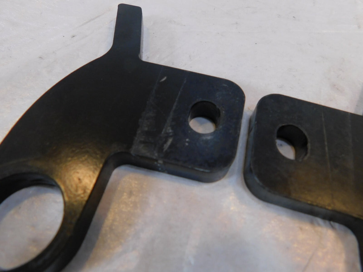 Indian Chief Chieftain Roadmaster Springfield Rear Fuel Gas Tank Mount Brackets