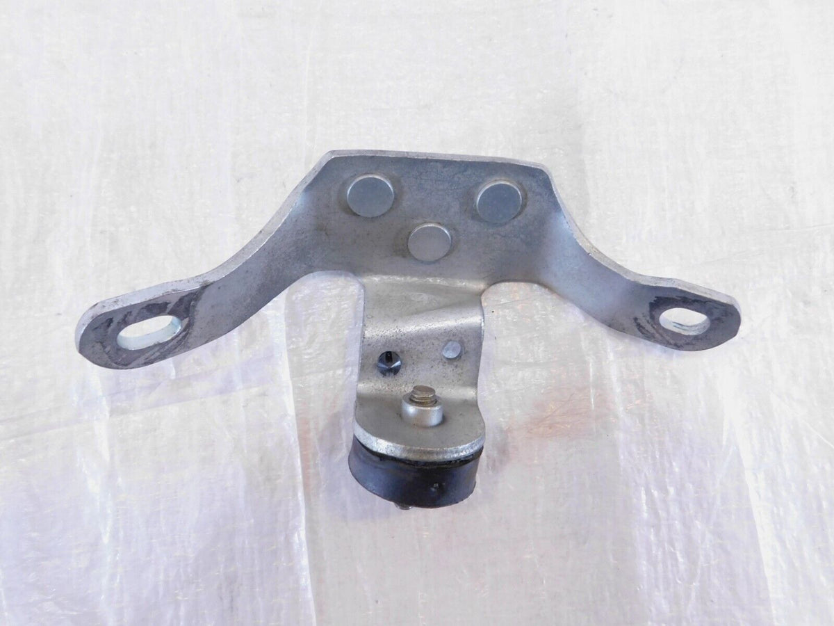 Harley Davidson Softail Heritage Classic Fat Boy Top Engine Motor Mount Bracket