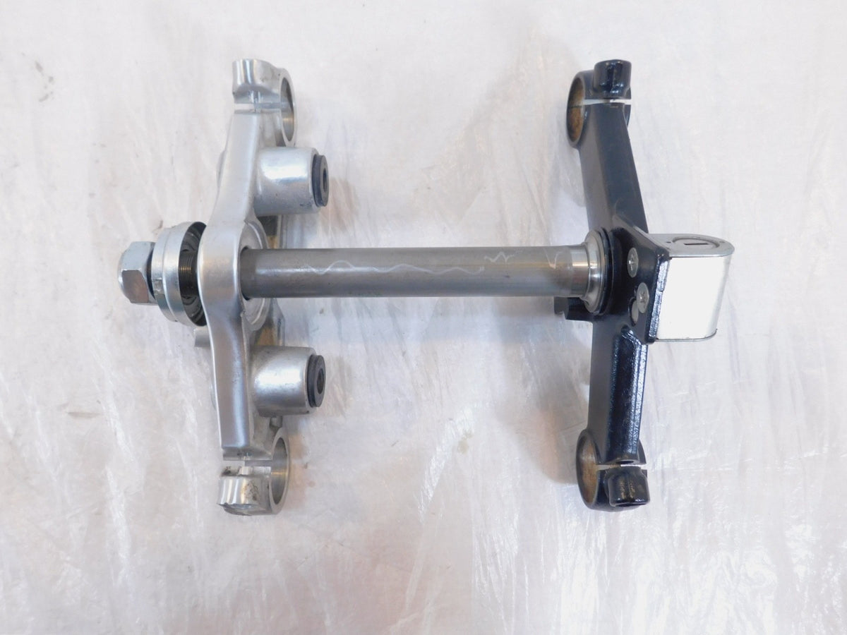 85-16 Honda CMX250 CMX250C Rebel 250 Front End Triple Tree Steering Stem Bracket - C3 Cycle