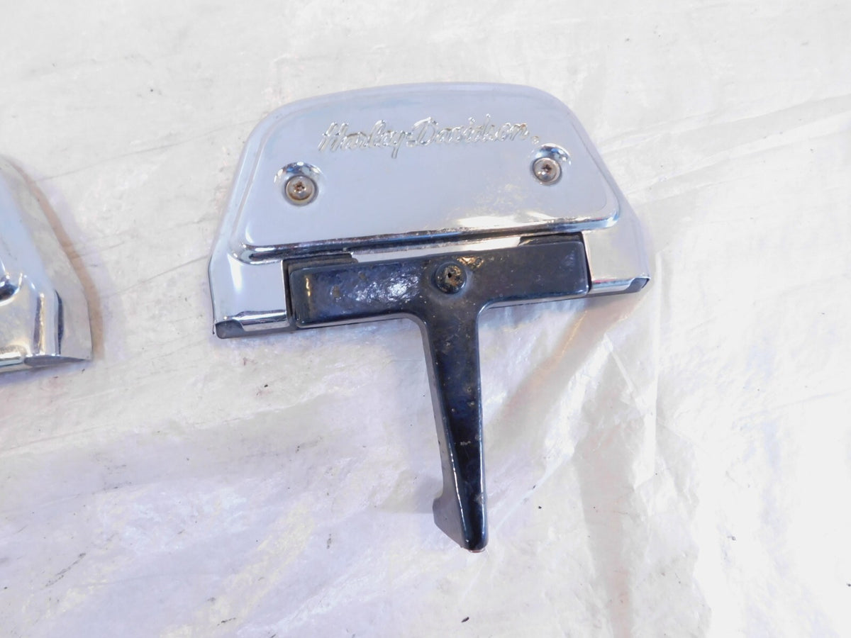 Harley Davidson Road King Electra Glide Passenger Footboard Floorboard & Bracket - C3 Cycle