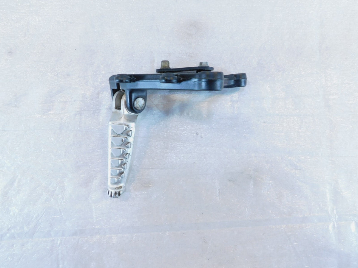 Aprilia RSV 1000 Mille & Tuono Right Front Footrest Foot Peg & Bracket Mount - C3 Cycle
