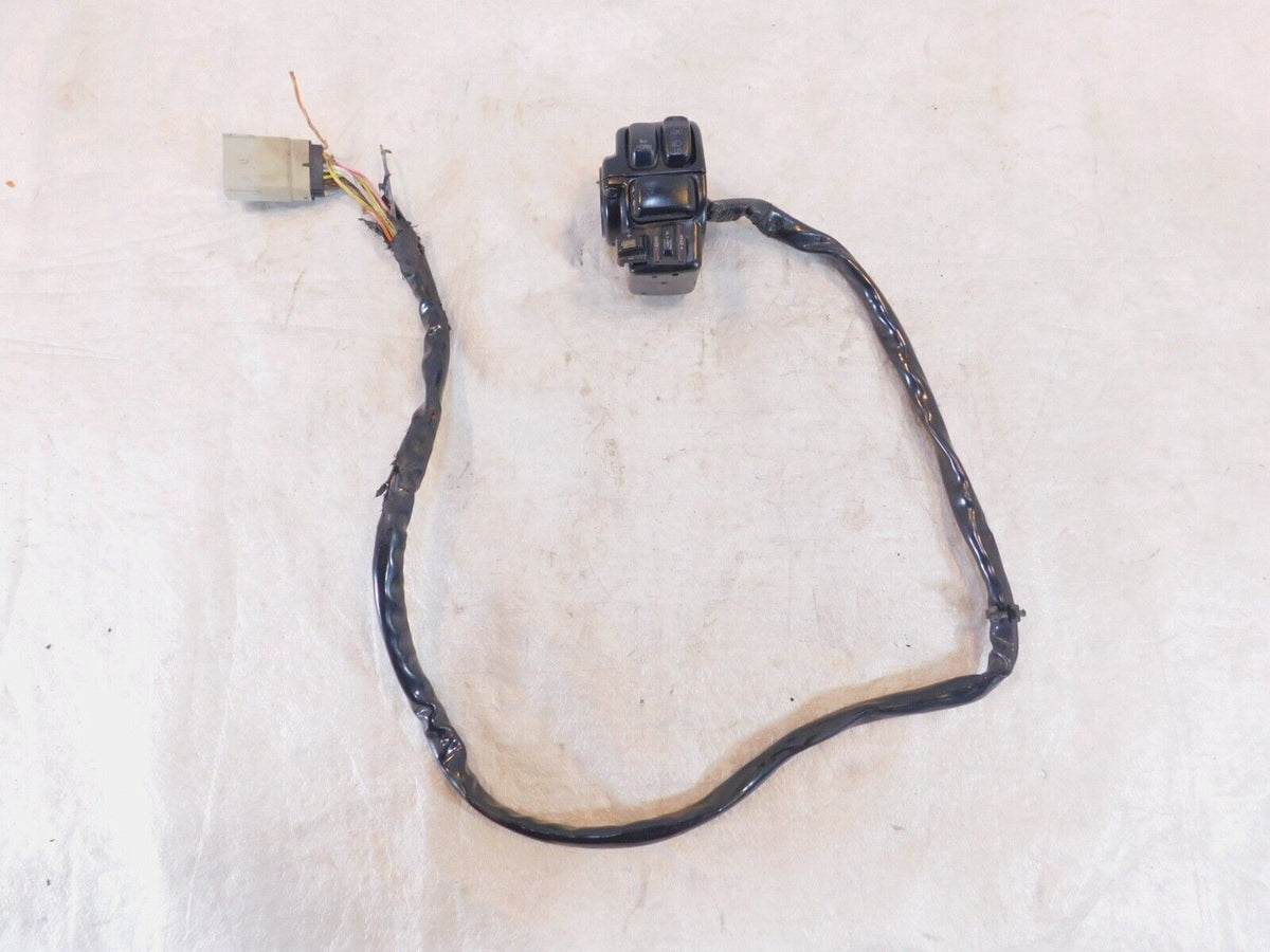 Harley Davidson Electra Glide Ultra Left Handlebar Speaker Volume & CB Switches - C3 Cycle