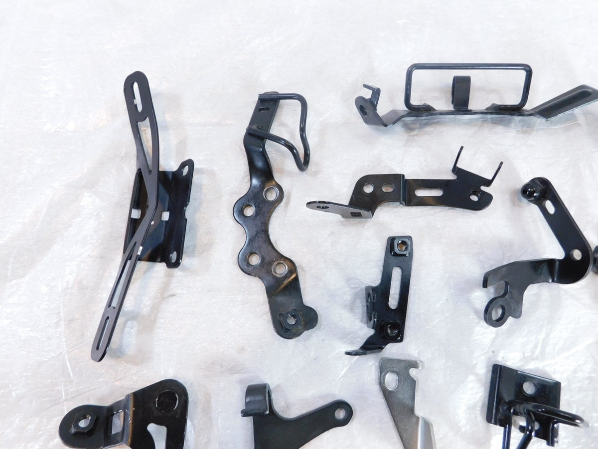 2022 22 Yamaha YZFR7 YZF-R7 R7 Miscellaneous Bracket Mount Stay Parts Box Lot - C3 Cycle
