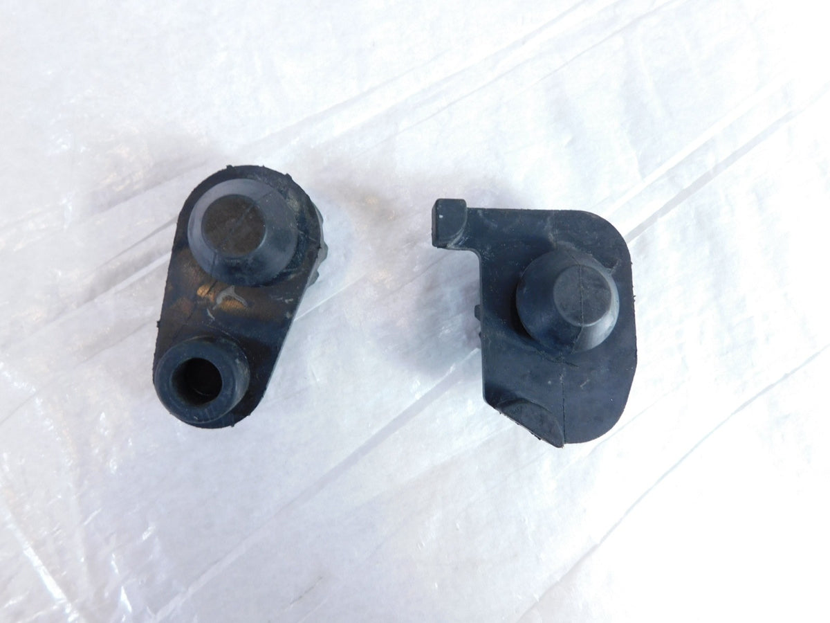 2022-2024 Yamaha YZFR7 YZF-R7 R7 Gas Petrol Fuel Tank Reservoir Damper Stoppers - C3 Cycle