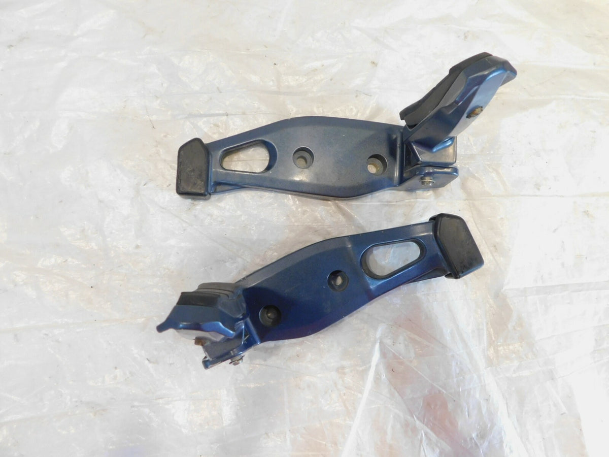 2000-06 BMW R1150R Left/Right Rear Passenger Footrest Foot Pegs & Mount Brackets - C3 Cycle