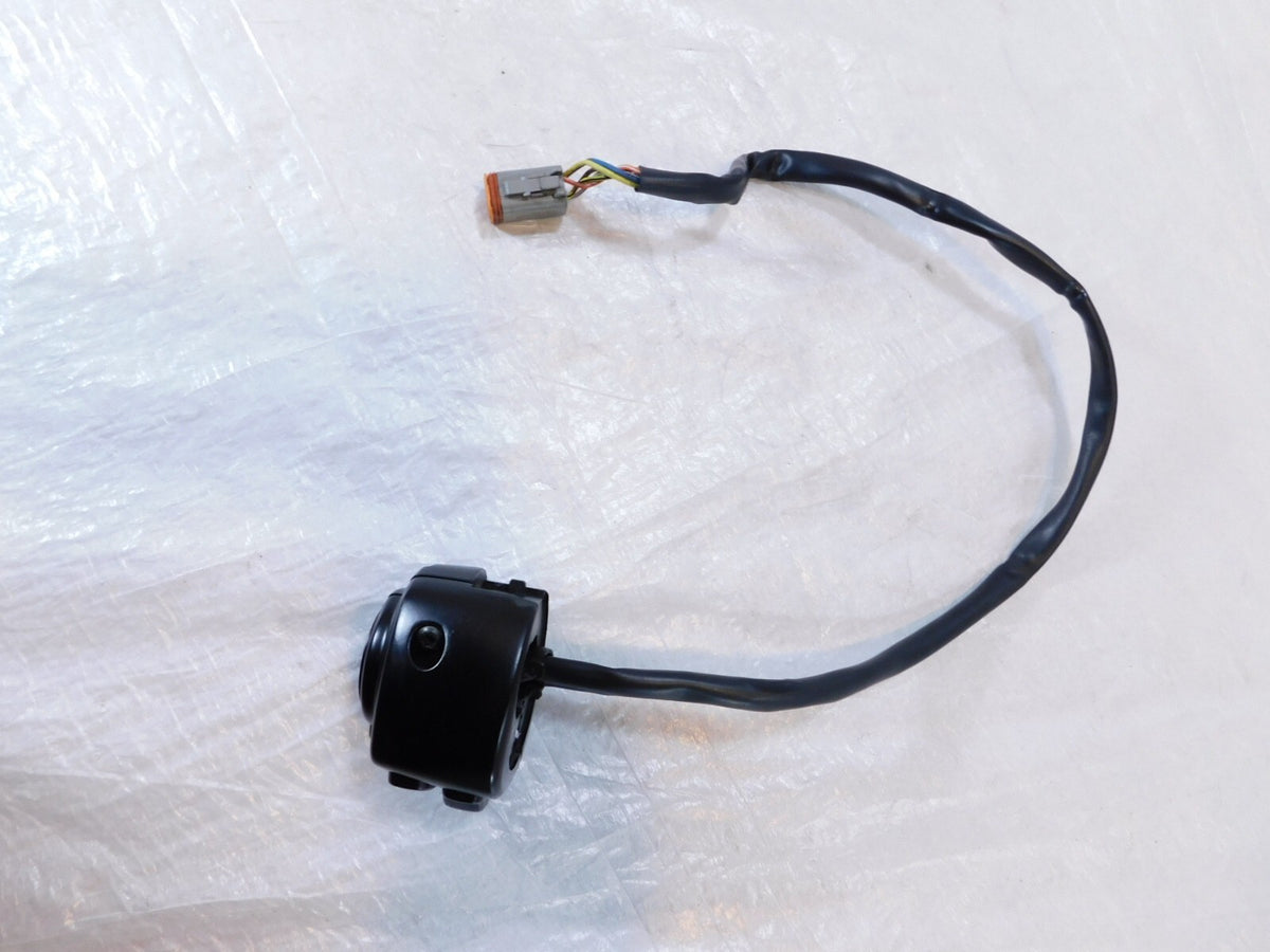 Harley Davidson Softail Dyna Sportster Left Handlebar Horn Turn Signal Switches - C3 Cycle