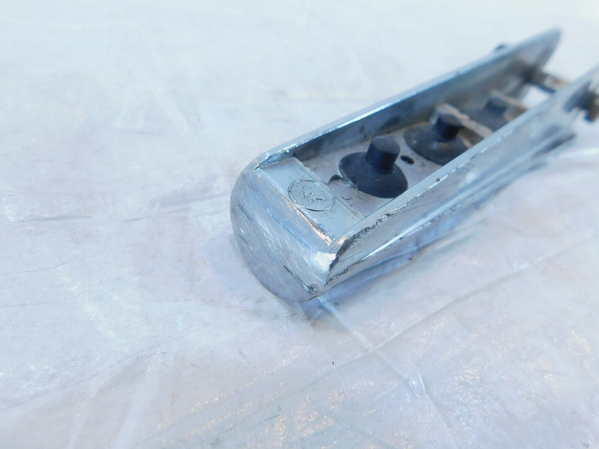 2006 06 Yamaha V-Star 1100 XVS1100 Classic Front Chrome Foot Peg Rests - Pair - C3 Cycle