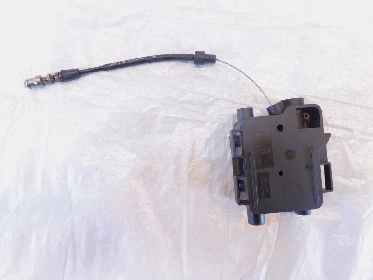 2005-2008 BMW R1200 ST R1200ST Throttle Bowden Cable Distributor Box & Cover - C3 Cycle