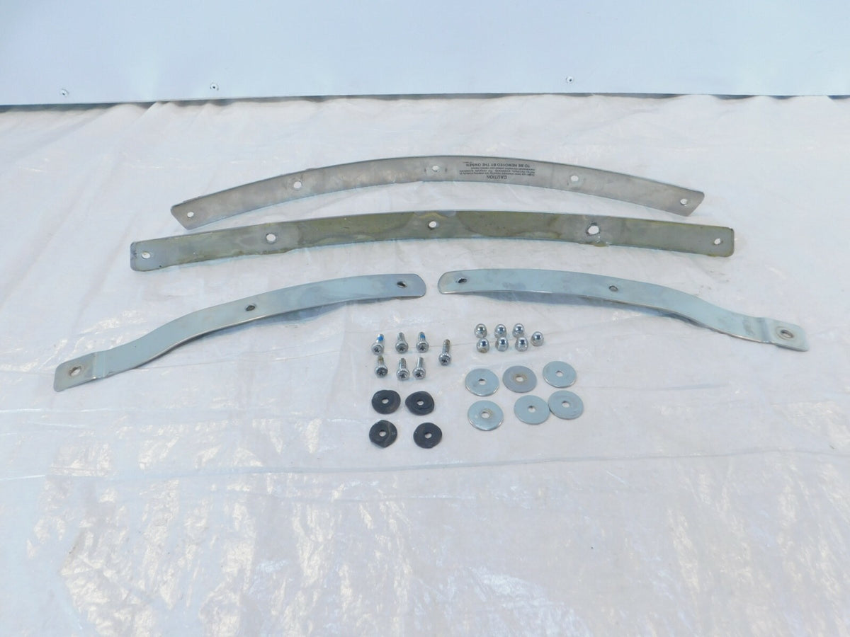 01 Kawasaki Vulcan 1500 Classic Fi VN1500 Front Cowling Windshield Trim Brackets