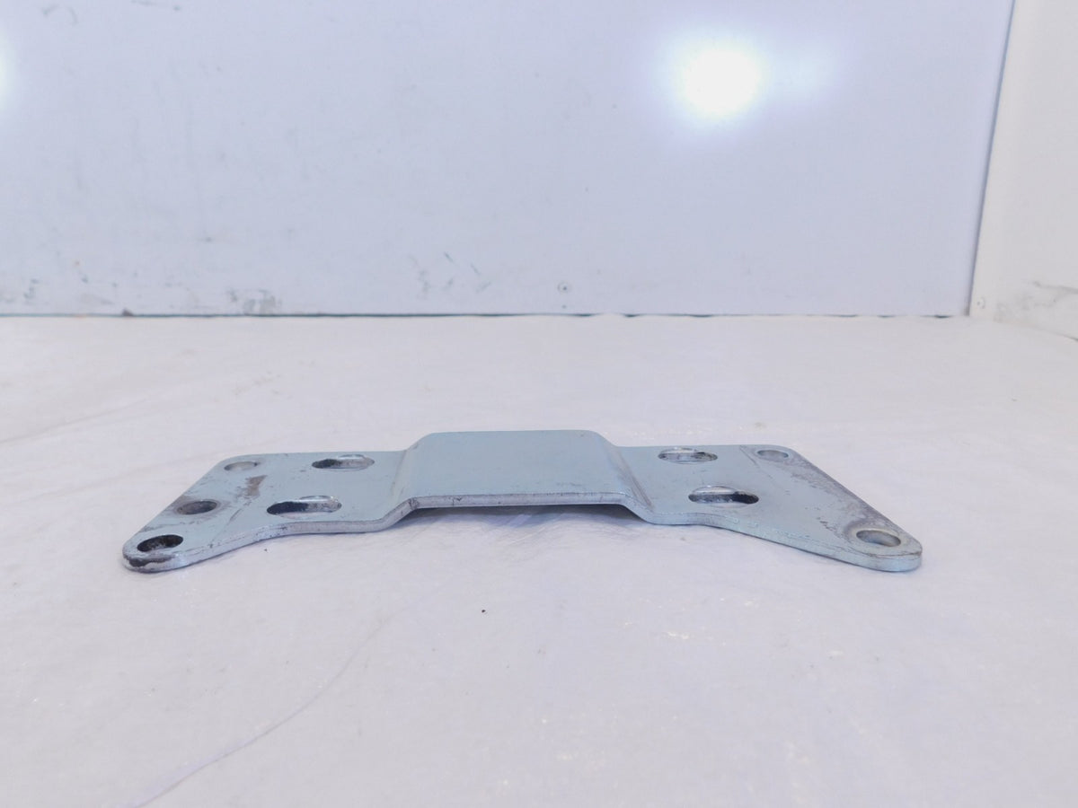 01 2001 02 2002 03 2003 Indian Gilroy Scout & Spirit Transmission Mount Bracket