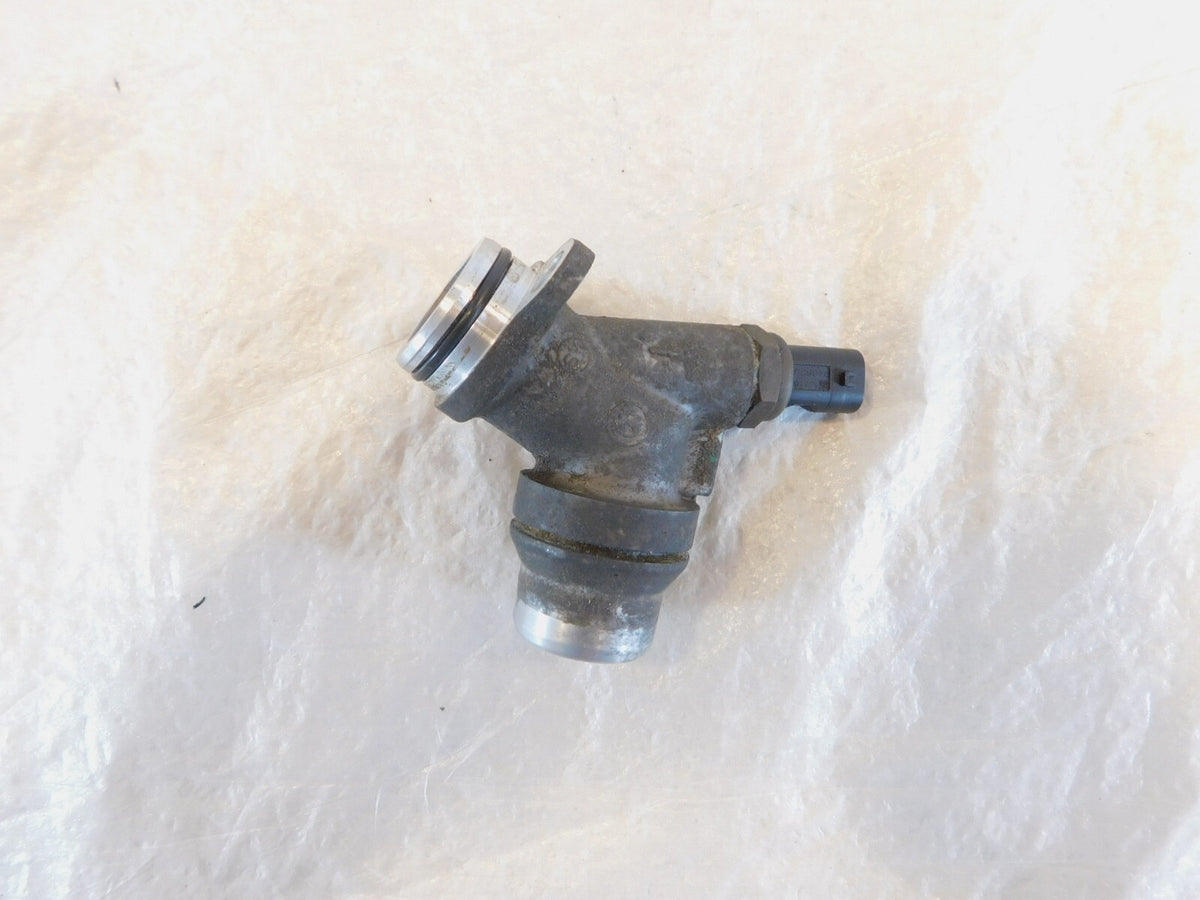BMW R1200GS R1200R R1250 R1250R Water Temp Temperature Sensor Coolant Pipe Joint - C3 Cycle