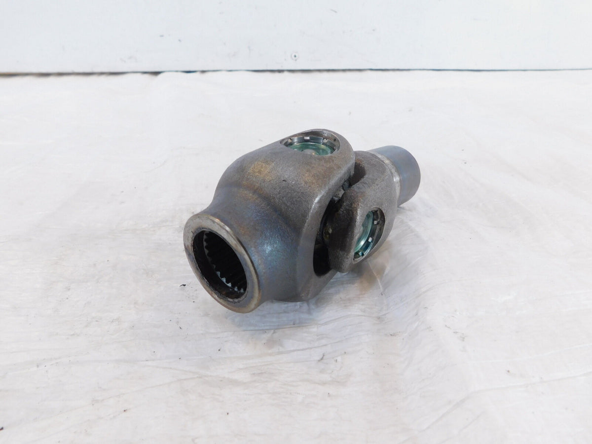 Honda ST1300 ST1300A ST1300AC ST1300P Driveshaft Differential Yoke Pivot Joint - C3 Cycle
