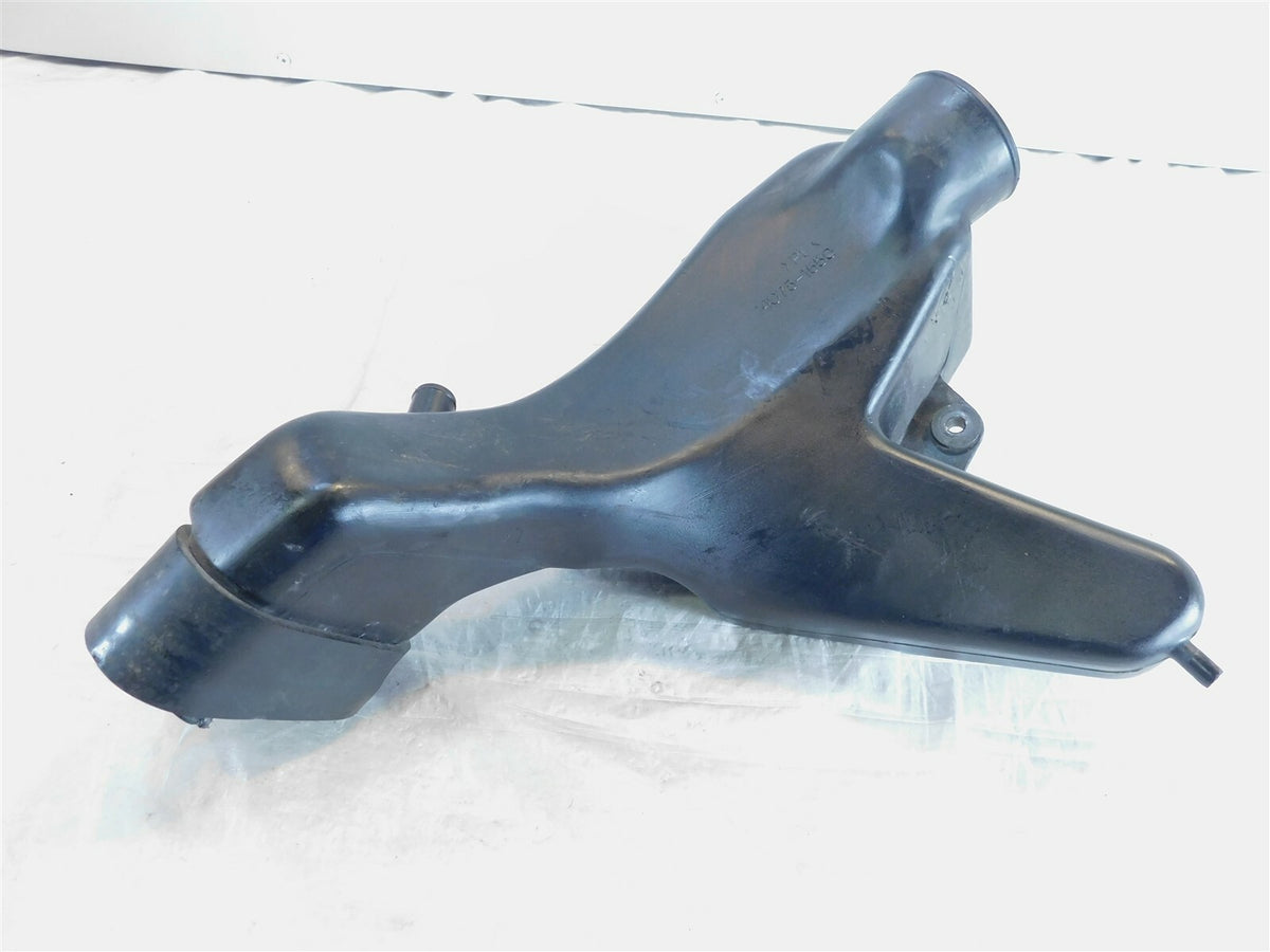 Kawasaki Ninja ZX-6 ZX600 ZX600-E & ZZR600 Right Air Intake Duct Pipe Tube