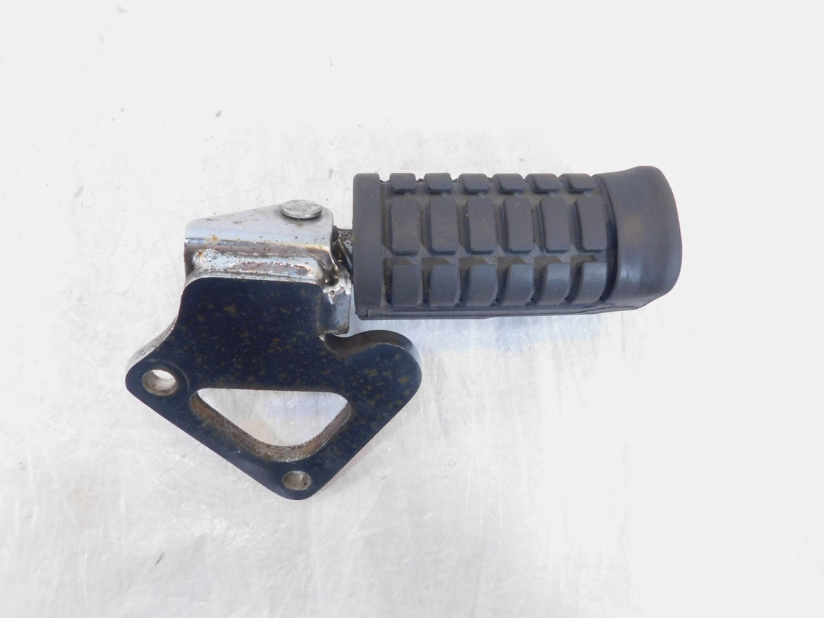Honda CMX250 CMX250C Rebel 250 Front Right Foot Peg Footrest w/ Mount Bracket - C3 Cycle