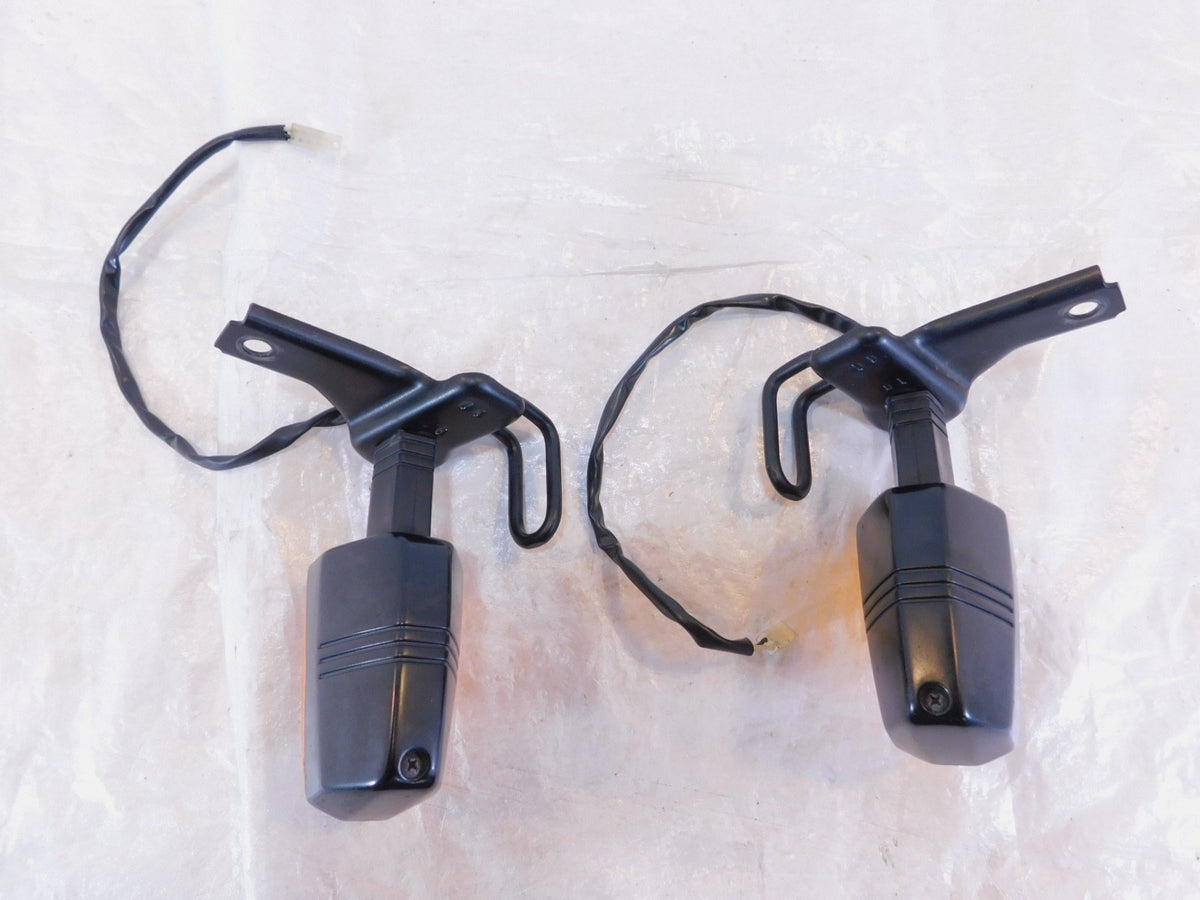 Pair Triumph Trident Trophy 900 & 1200 Rear Flasher Turn Signal Indicator Lights - C3 Cycle