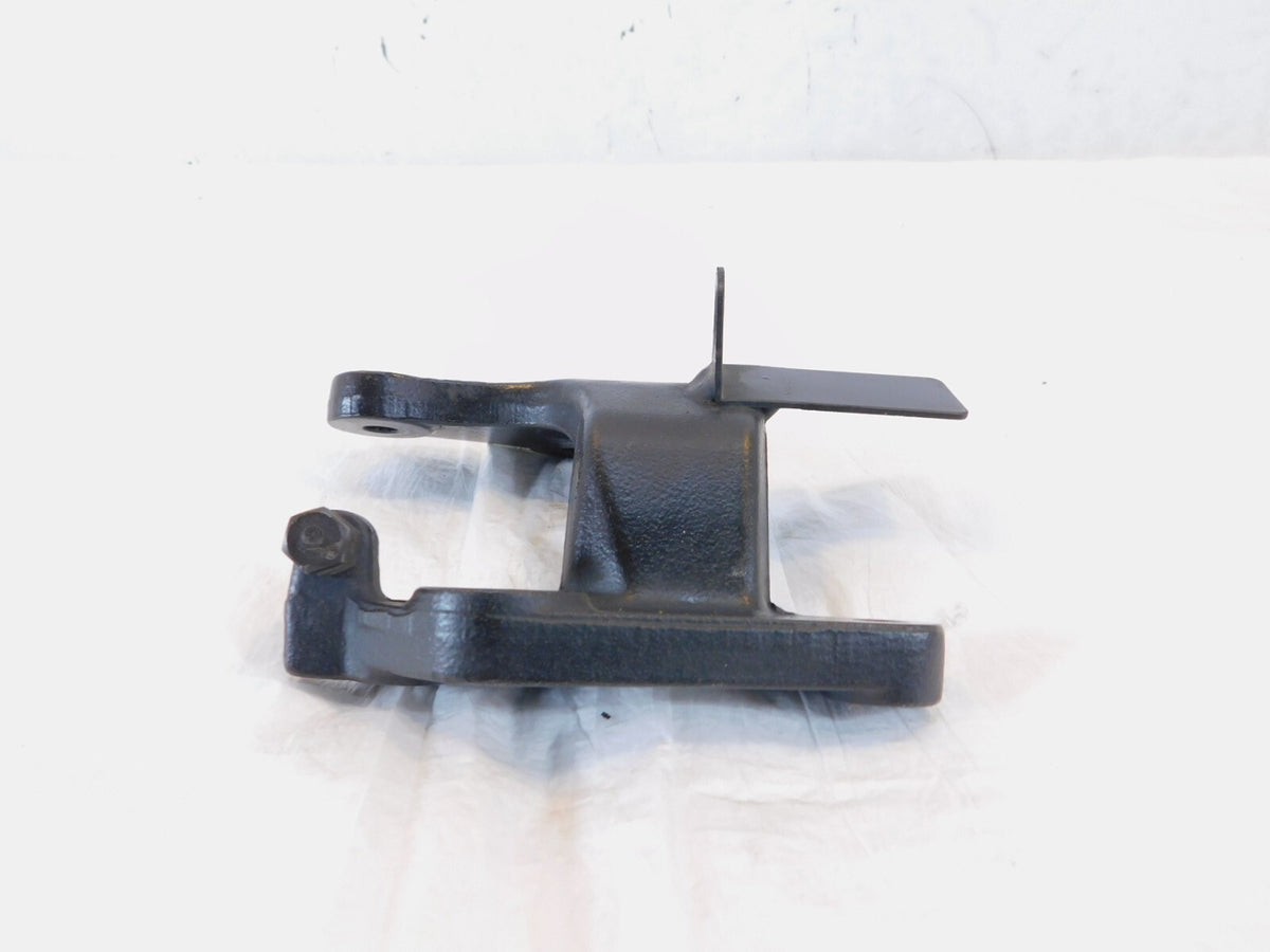 Honda VT750 750 Shadow Ace & Deluxe Front Right Foot Rest Peg Mount Bracket Stay - C3 Cycle