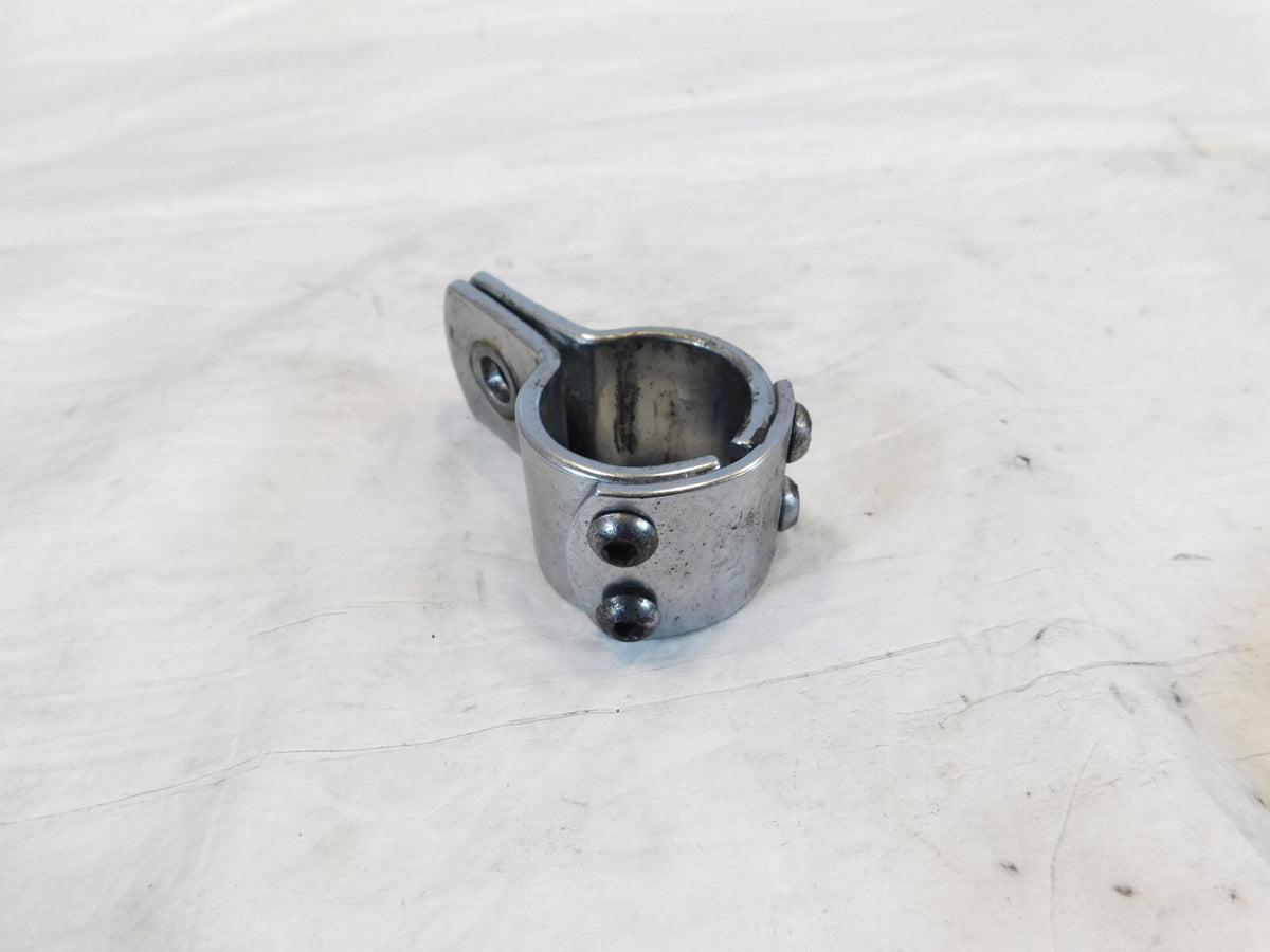 Harley Electra Glide & Road King Highway Footrest Footpeg Mount Bracket Clamp