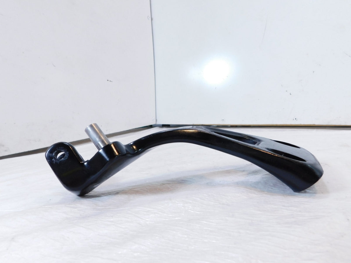 Harley Davidson Softail Low Rider Street Bob Front Right Footpeg Mount Bracket - C3 Cycle