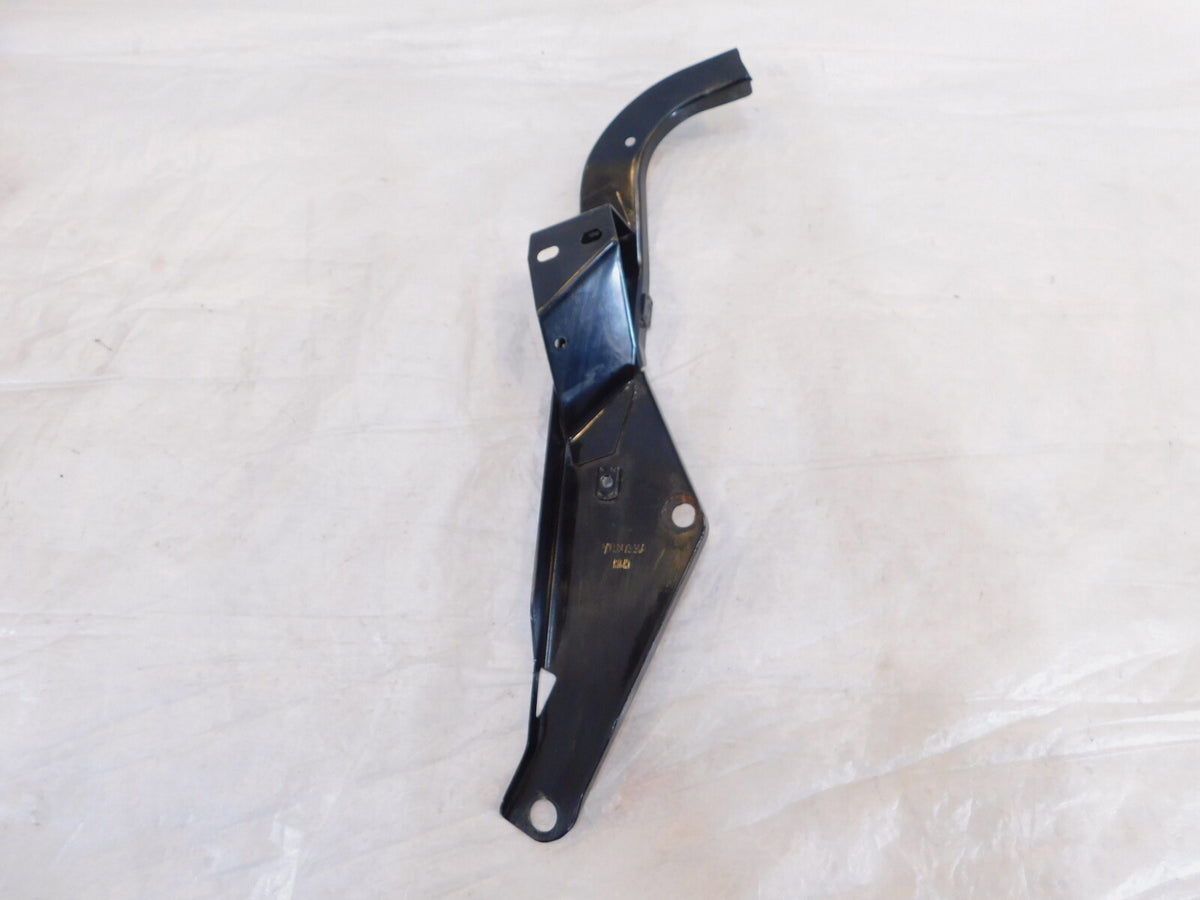 Harley Davidson Electra Glide & Street Glide Right Front Fairing Bracket - C3 Cycle