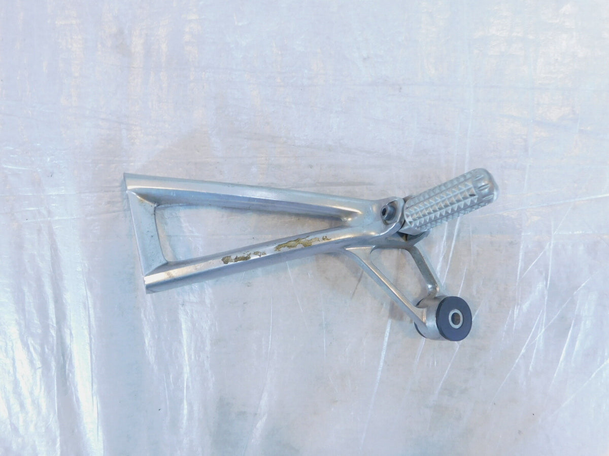 Yamaha YZFR6S YZF R6S & YZFR6 R6 Right Rear Passenger Footpeg Footrest Bracket - C3 Cycle