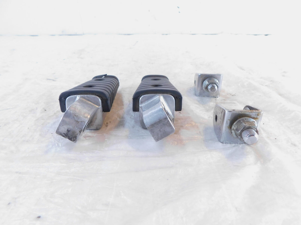 1985-95 Yamaha V-Max VMX 1200 VMX1200 Rear Left/Right Mount Brackets & Footpegs - C3 Cycle