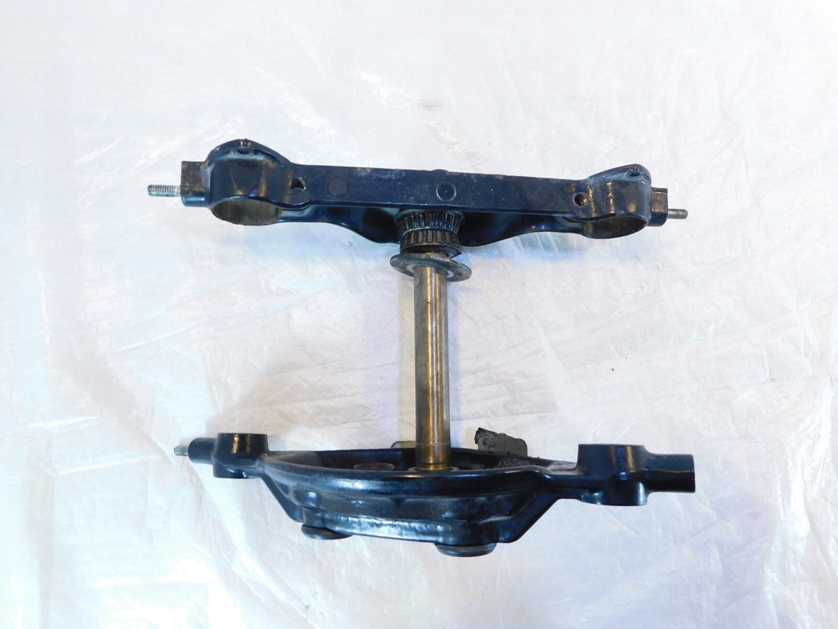 Harley Road King Electra & Street Glide Front Fork Triple Tree Mount Brackets