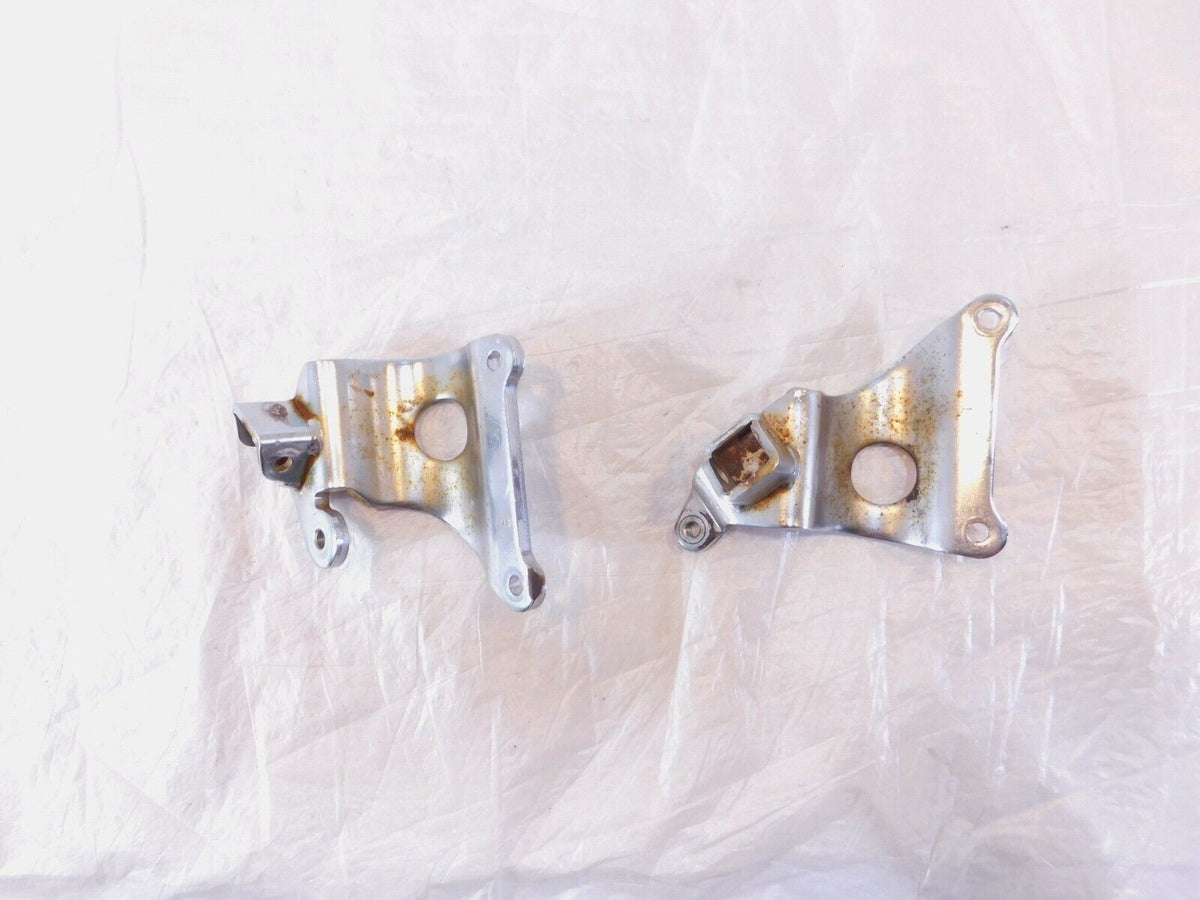 94-03 Honda Magna VF750 VF750C Front Left/Right Footpeg Footrest Mount Brackets - C3 Cycle