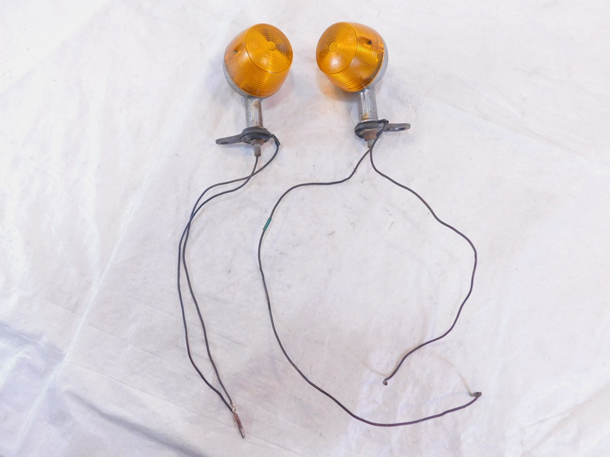 1981-1983 Yamaha Virago 750 XV750 Rear Left/Right Turn Signal Indicator Lights