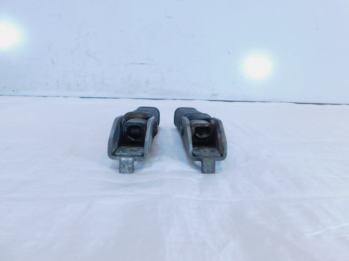 Honda CB450K CB450 Super Sport CB450 Rear Passenger Pillion Footrest Foot Pegs - C3 Cycle