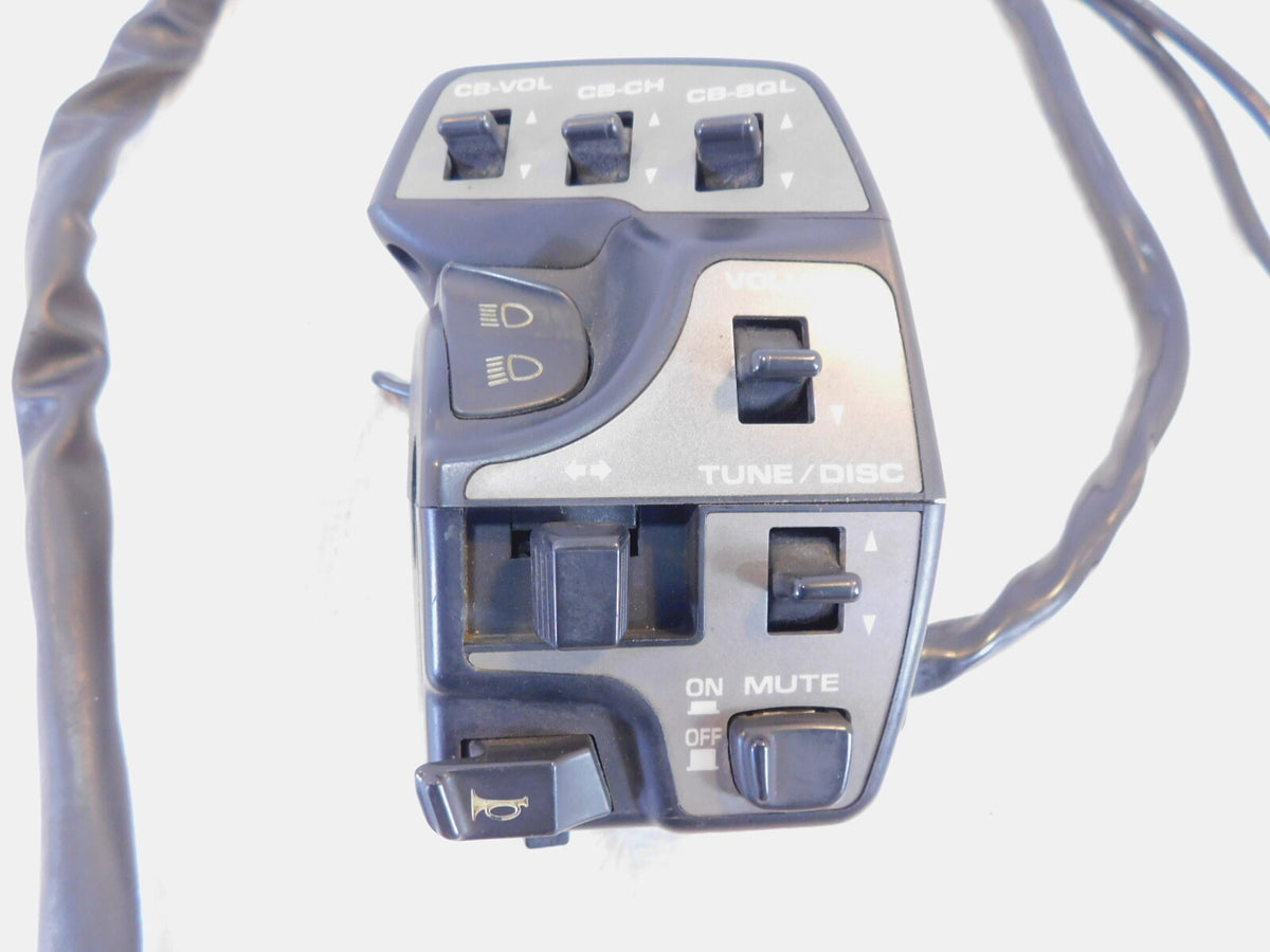 2001-2005 Honda GL1800 Goldwing Front Left Handlebar Radio Volume Switch Buttons - C3 Cycle