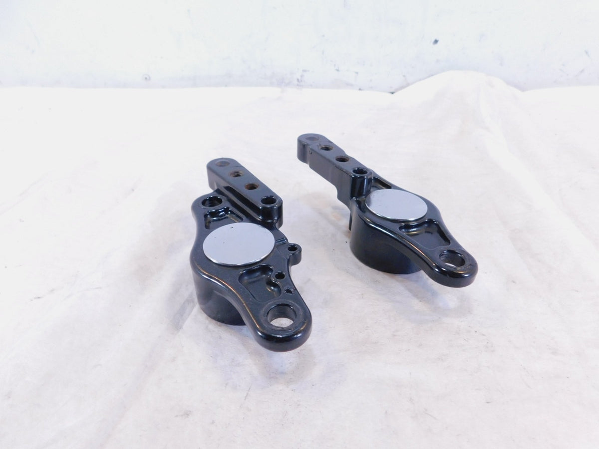 2008 Harley Screamin Eagle CVO Road King FLHRSE FLHRSE4 Swingarm Mount Brackets - C3 Cycle