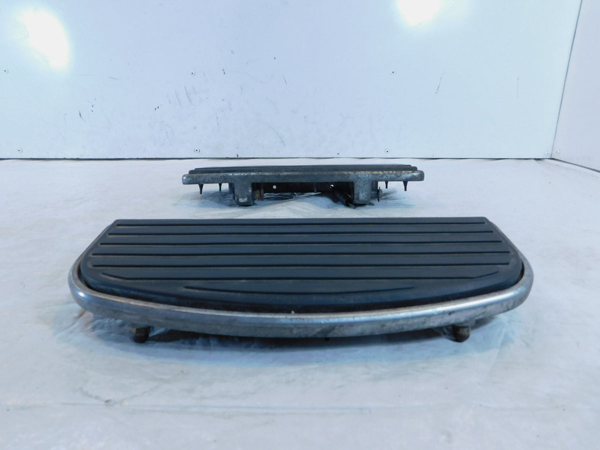 Kawasaki Vulcan Nomad Drifter Classic FI Front Left/Right Footrest Floorboards - C3 Cycle