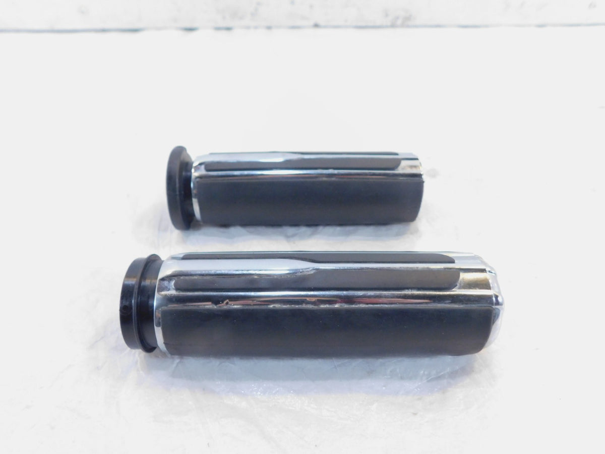 Harley Davidson Road King & Electra Glide  Rumble Collection Left & Right Grips - C3 Cycle