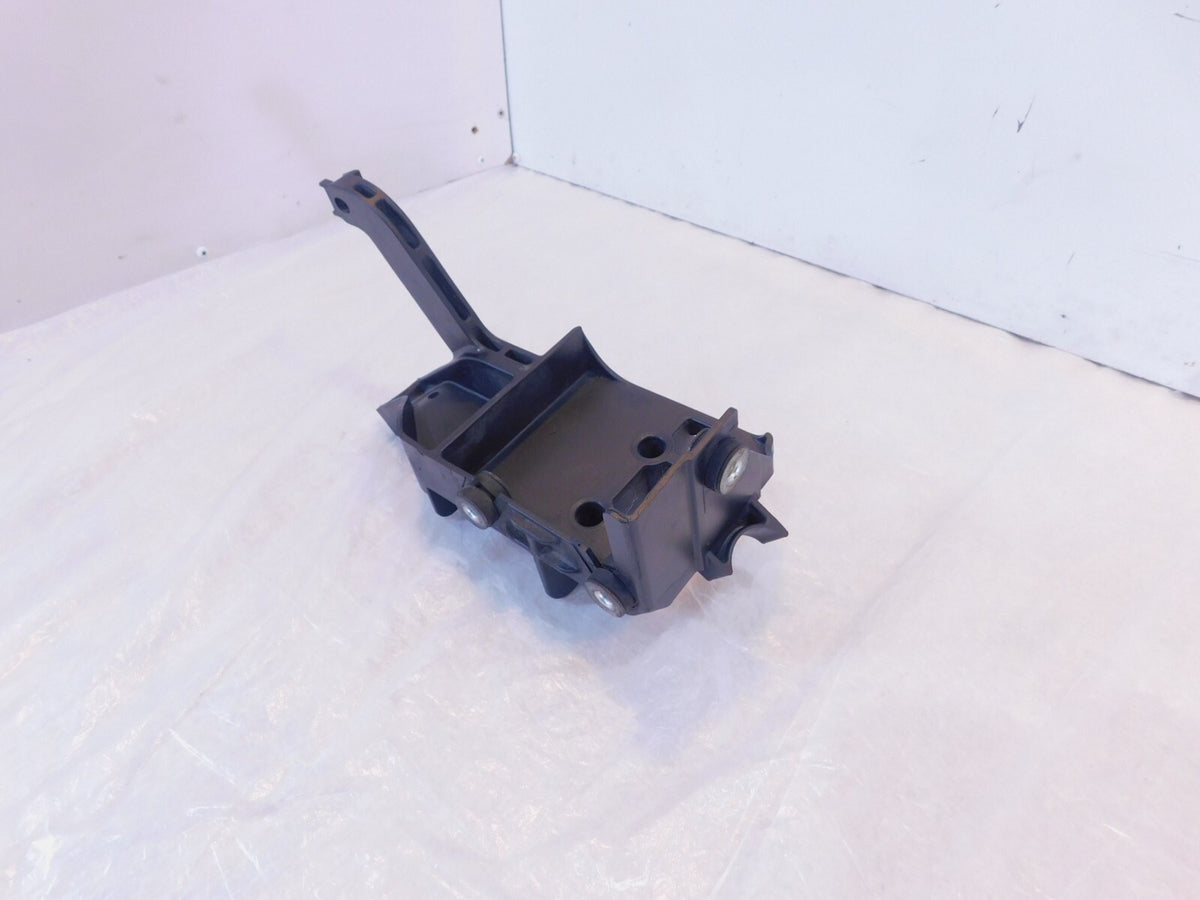 2008 08 Harley Davidson Electra Glide ABS Pump Servo Mount Mounting Tray Housing - C3 Cycle